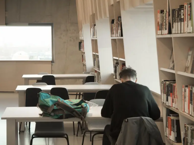 Lavanderia QuWa per Collegio Universitario